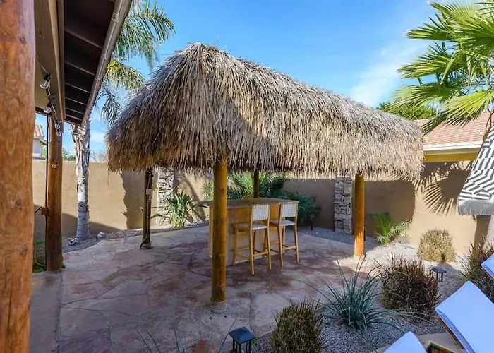 Boho 4br Retreat Heated Pool Tiki Bar Gilbert