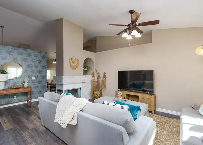 Boho 4br Retreat Heated Pool Tiki Bar Holiday home Gilbert