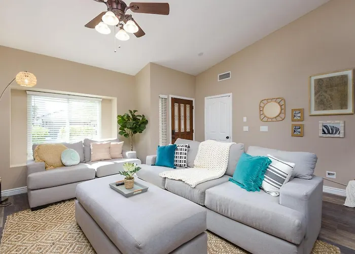 Boho 4br Retreat Heated Pool Tiki Bar