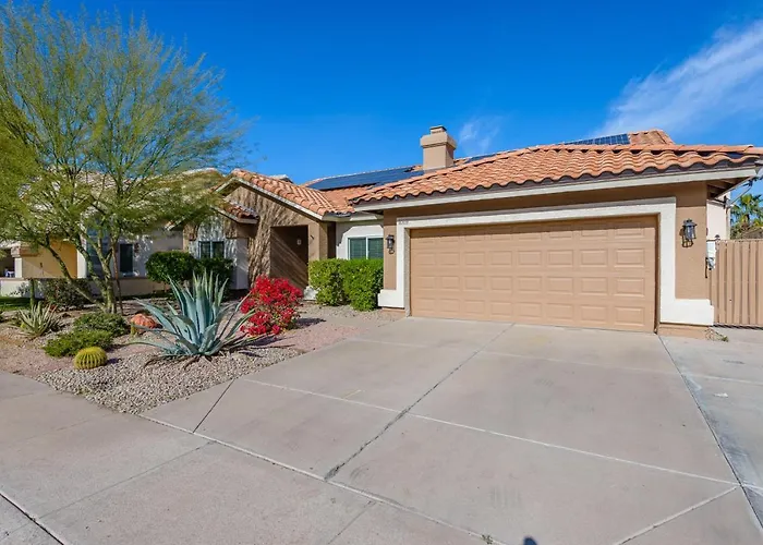 Holiday home Boho 4br Retreat Heated Pool Tiki Bar Gilbert
