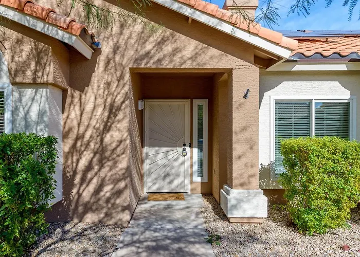 Boho 4br Retreat Heated Pool Tiki Bar Holiday home Gilbert